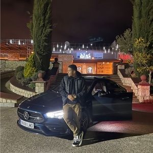 Meet your Posher, Castillo